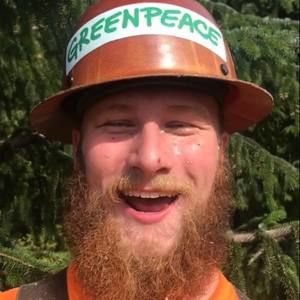 Meet your Posher, Adam